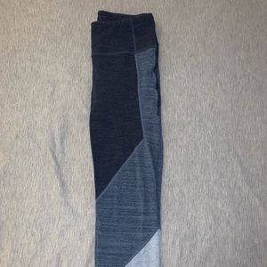 Gap crop blue leggings